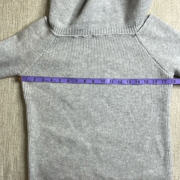 Pink Lily light grey cowl neck sweater - size Medium - Picture 5 of 6